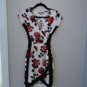Floral bodycon cross mini dress